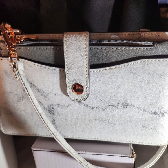 Crossbody Purse Bundle (NWT) - Picture 3 of 8